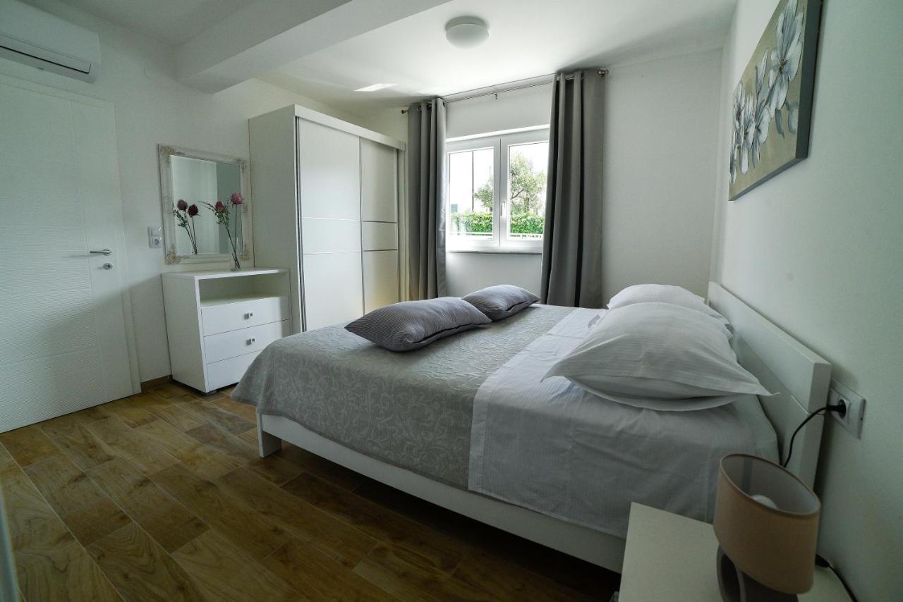 Holiday Home Mb Razanj Ngoại thất bức ảnh