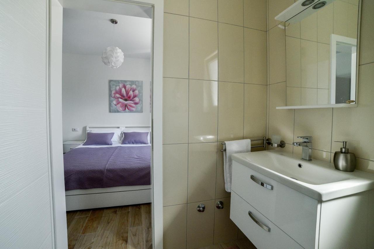 Holiday Home Mb Razanj Ngoại thất bức ảnh