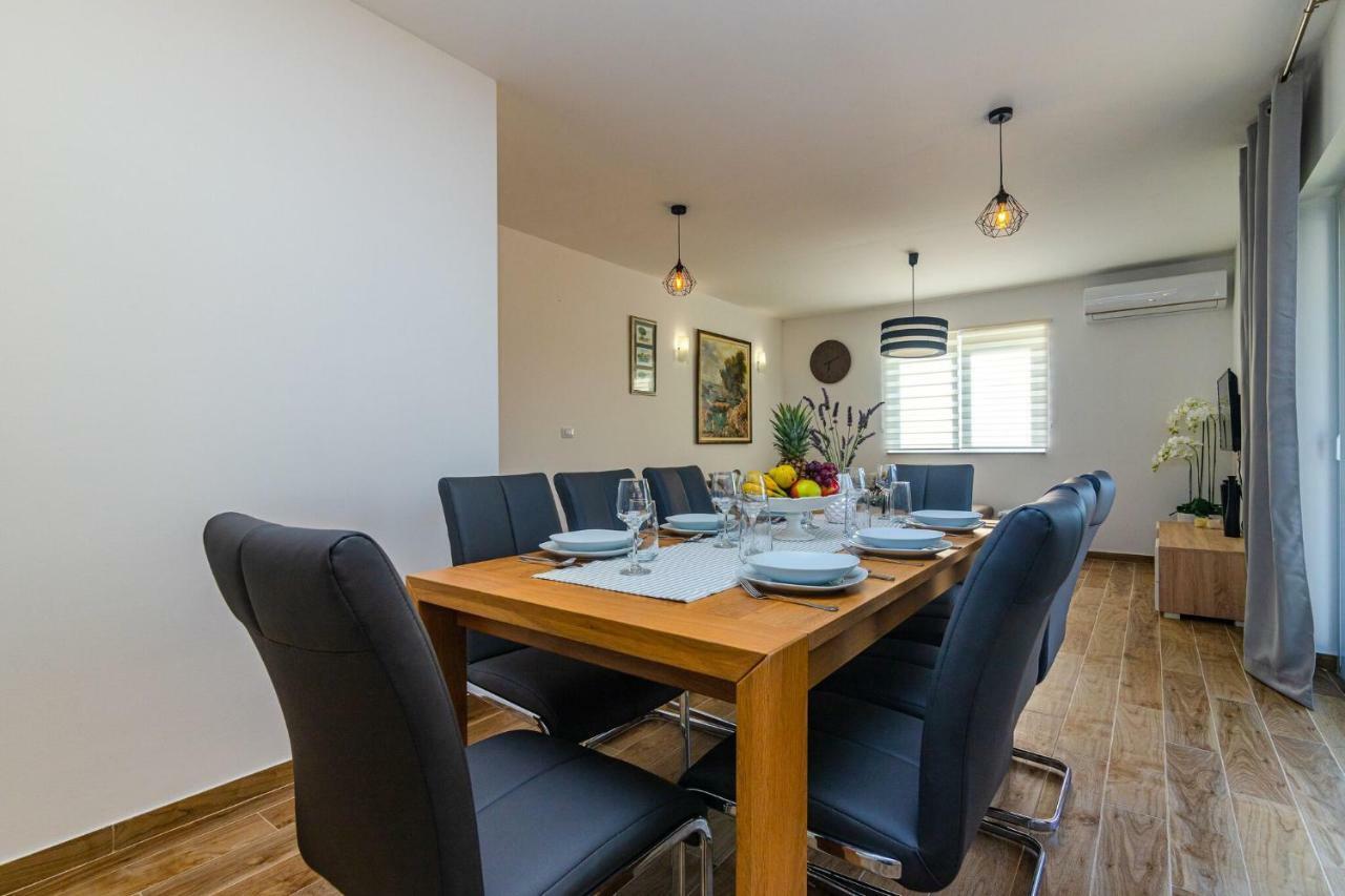 Holiday Home Mb Razanj Ngoại thất bức ảnh